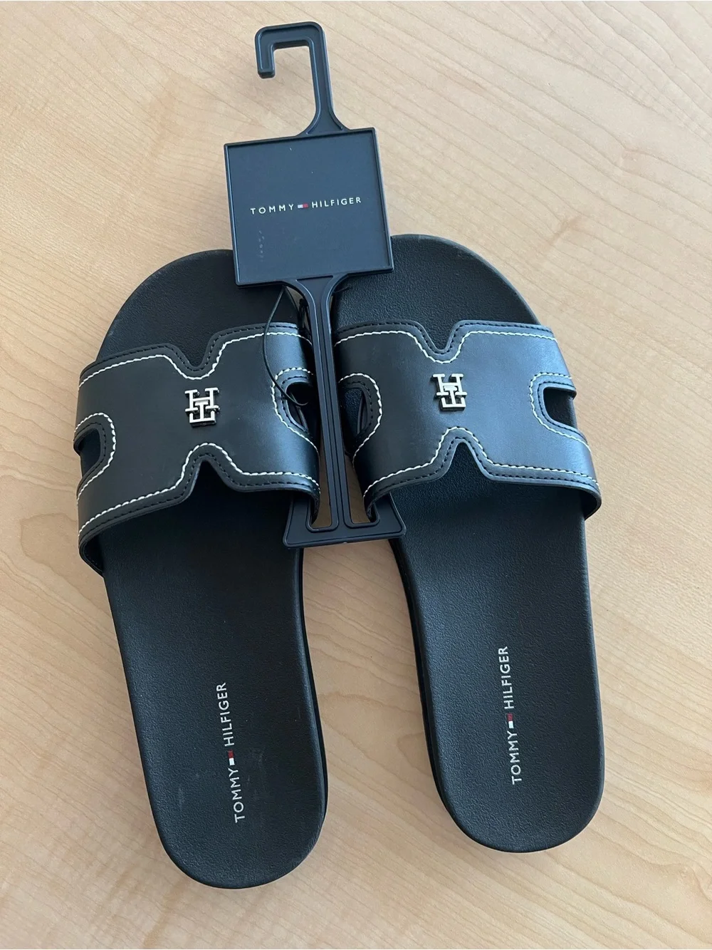 Tommy Hilfiger size 7 women’s Black Slide Sandals